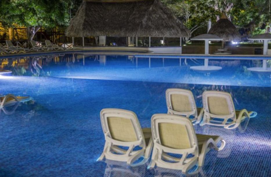 Private Family Room In Coronado Luxury Club & Suites 普拉亚科罗纳多 外观 照片