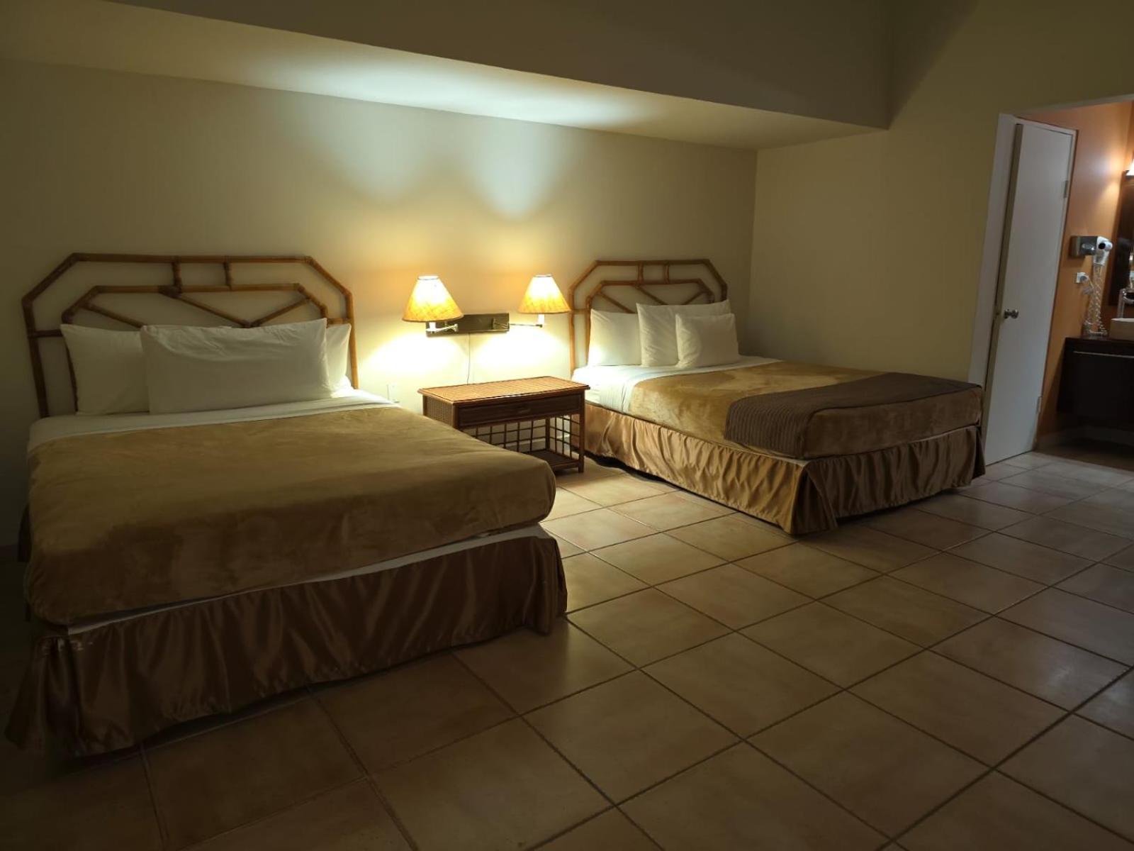 Private Family Room In Coronado Luxury Club & Suites 普拉亚科罗纳多 外观 照片